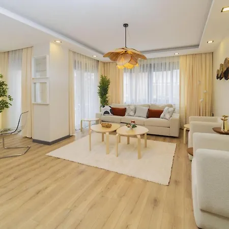 Sleek And Central In Muratpasa * Antalia